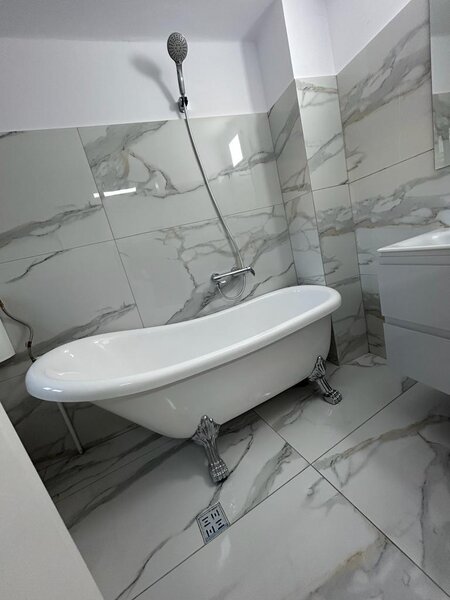 Bucur Obor, Str Litovoi