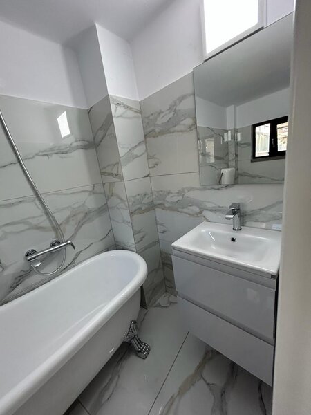 Bucur Obor, Str Litovoi